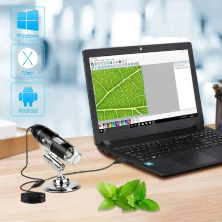 1000X USB Digital Microscope in use